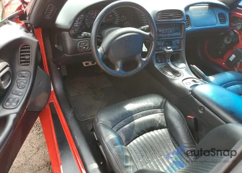 2002 Chevrolet Corvette из США, поврежденный, VIN 1G1YY32G425128263